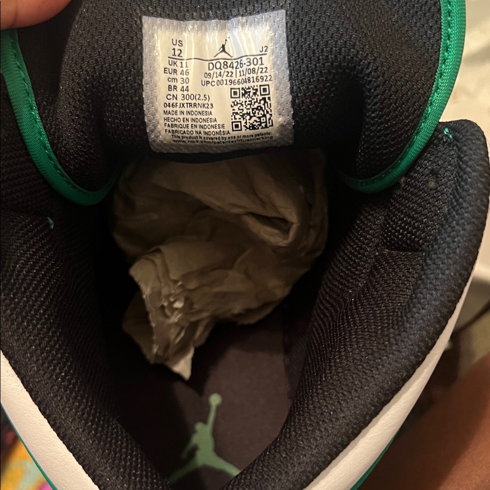 Air Jordan 1 Mid (Green Black & White) - Picture 4 of 7